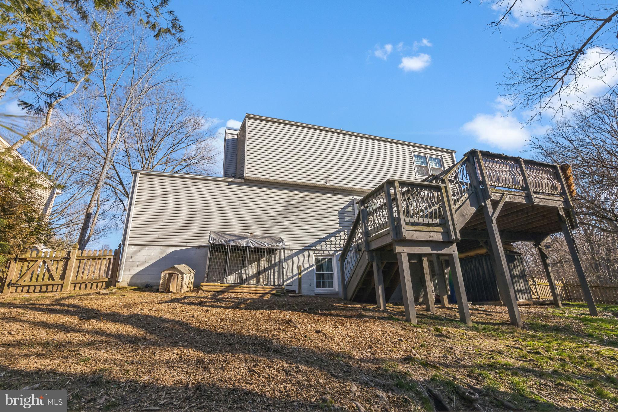 LAKE RIDGE - Residential