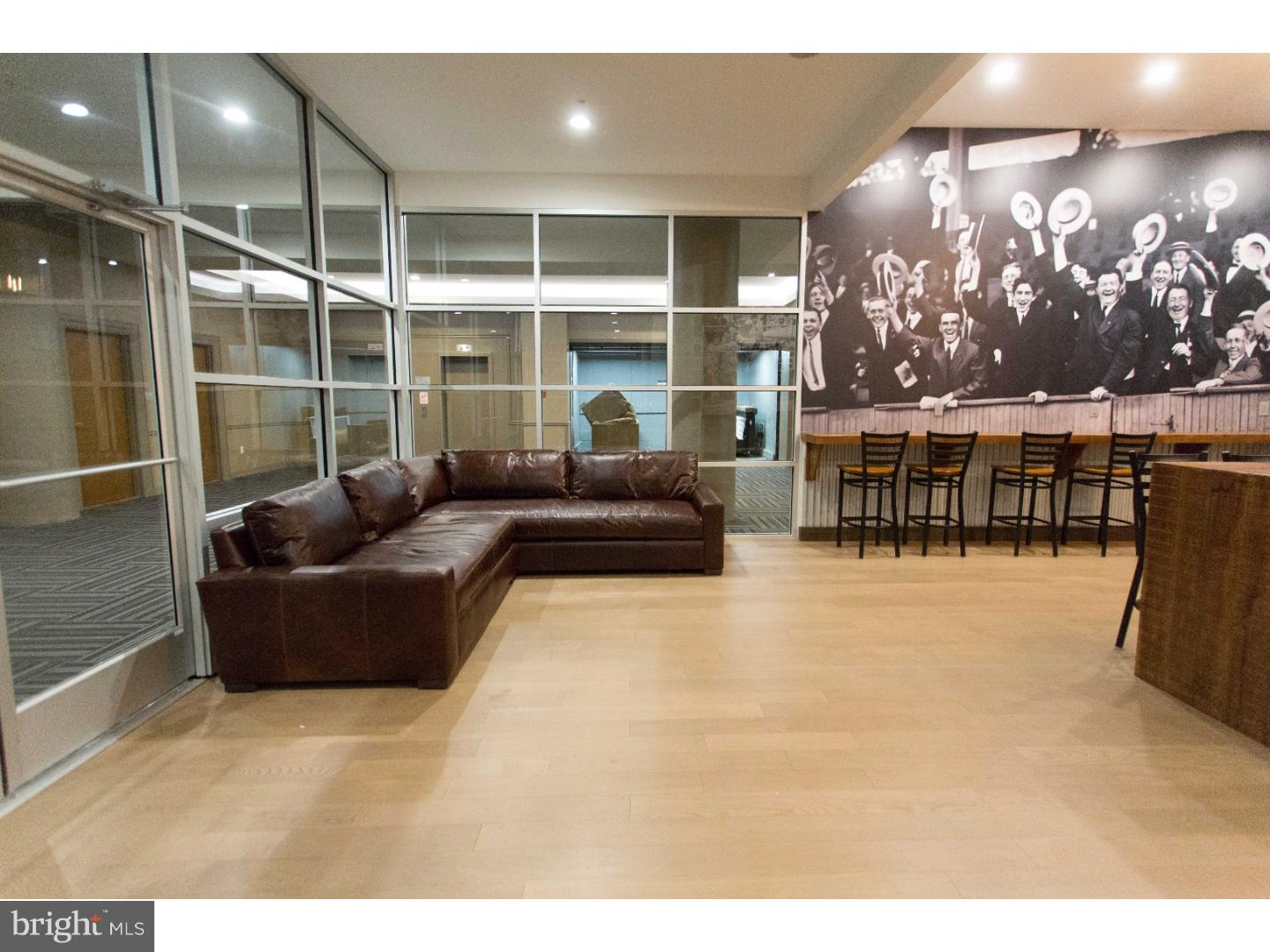 CHINATOWN - Residential Lease