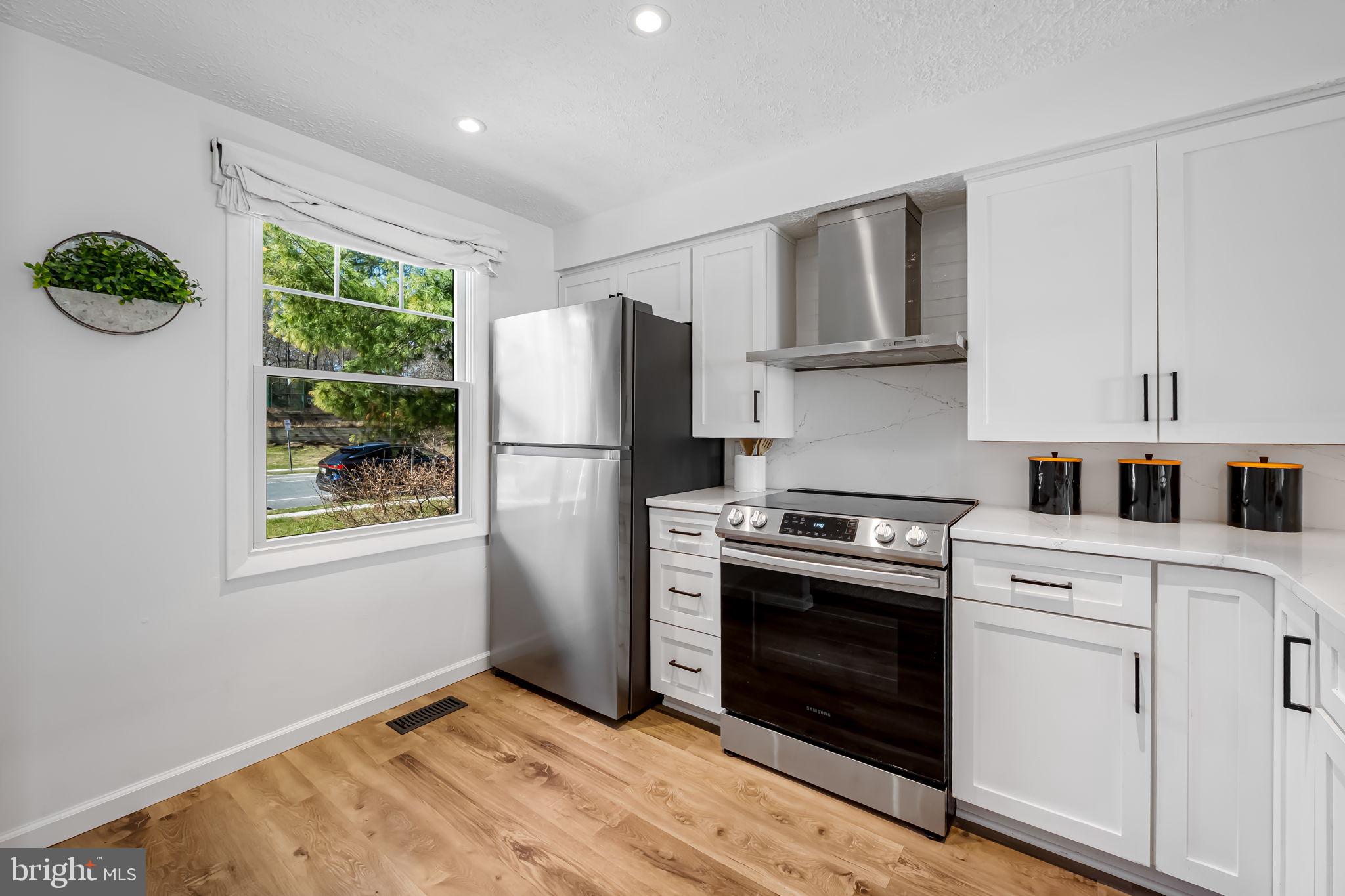 SHARONVILLE - Residential