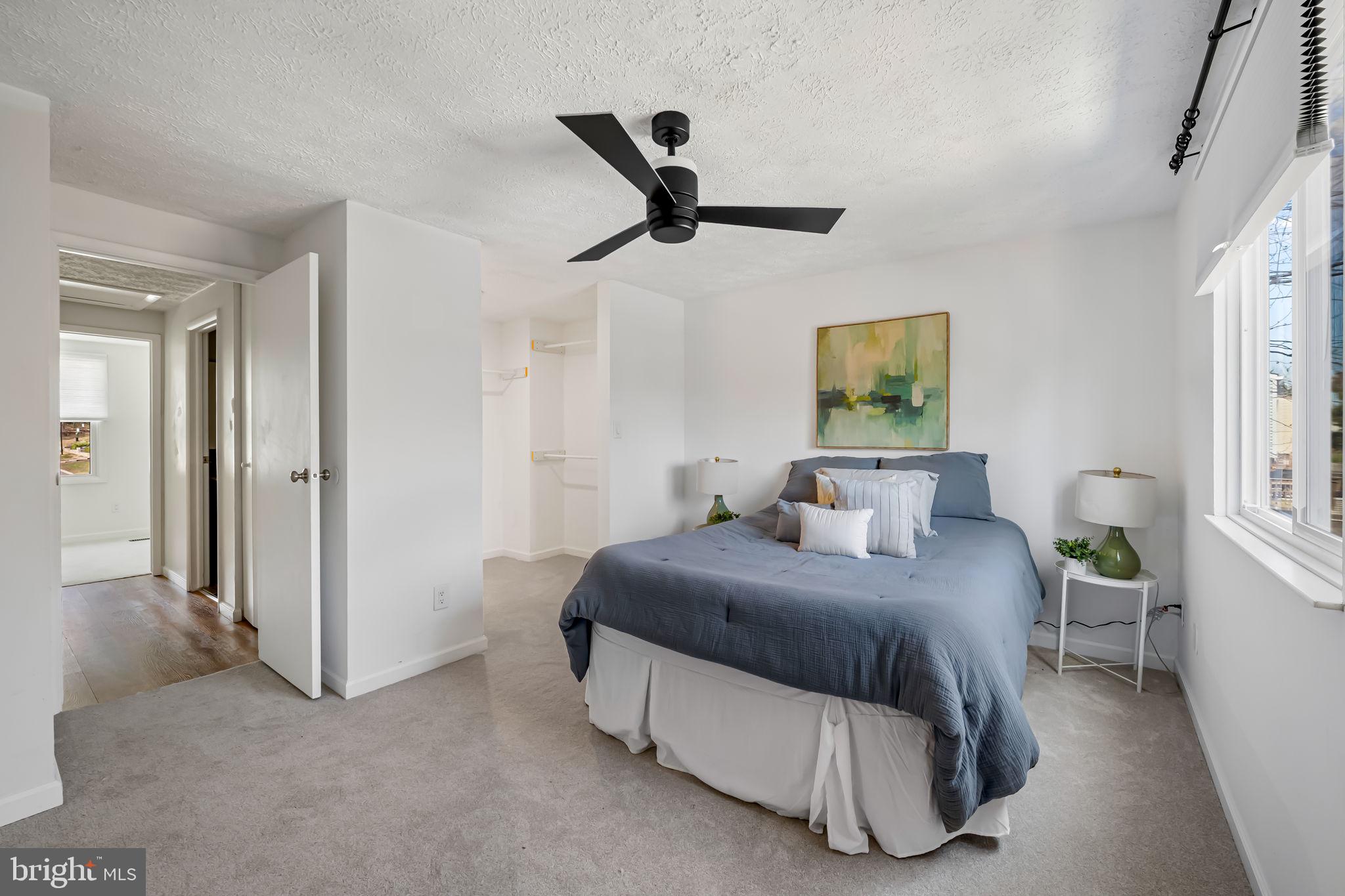 SHARONVILLE - Residential