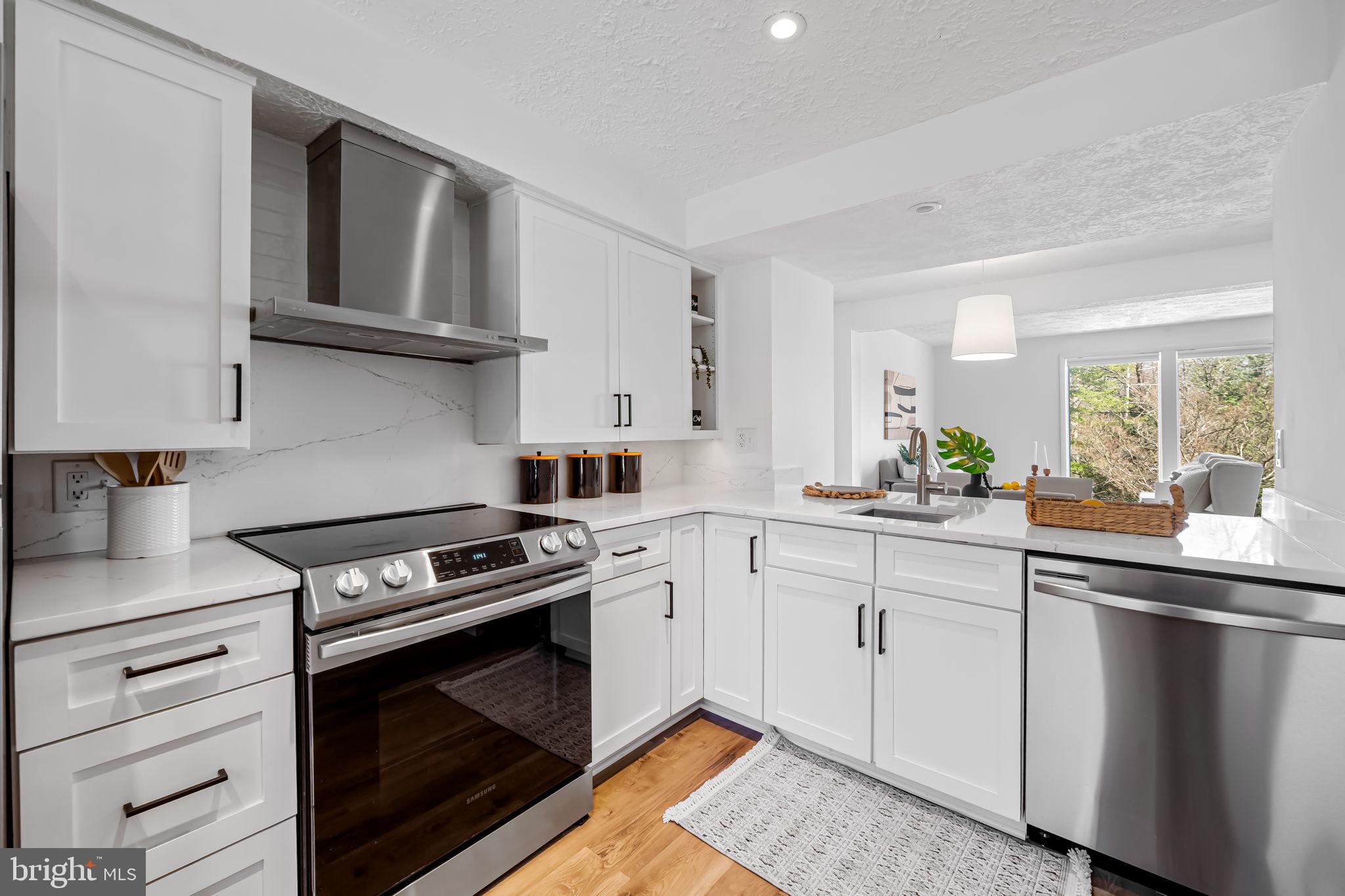 SHARONVILLE - Residential