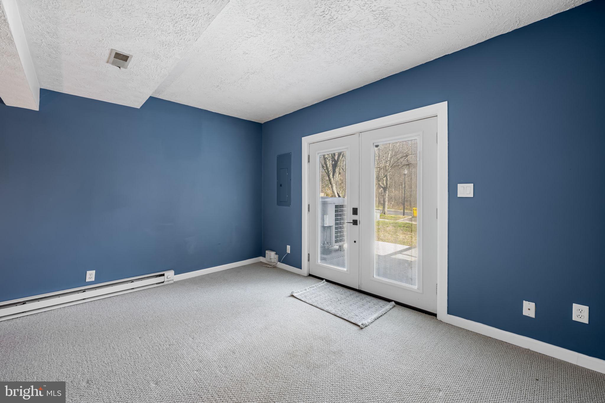 SHARONVILLE - Residential