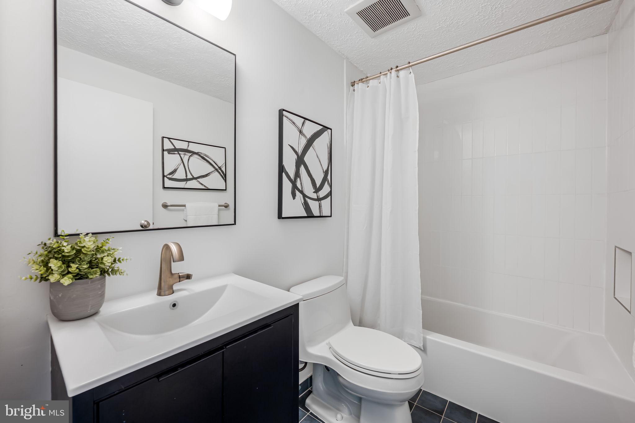 SHARONVILLE - Residential