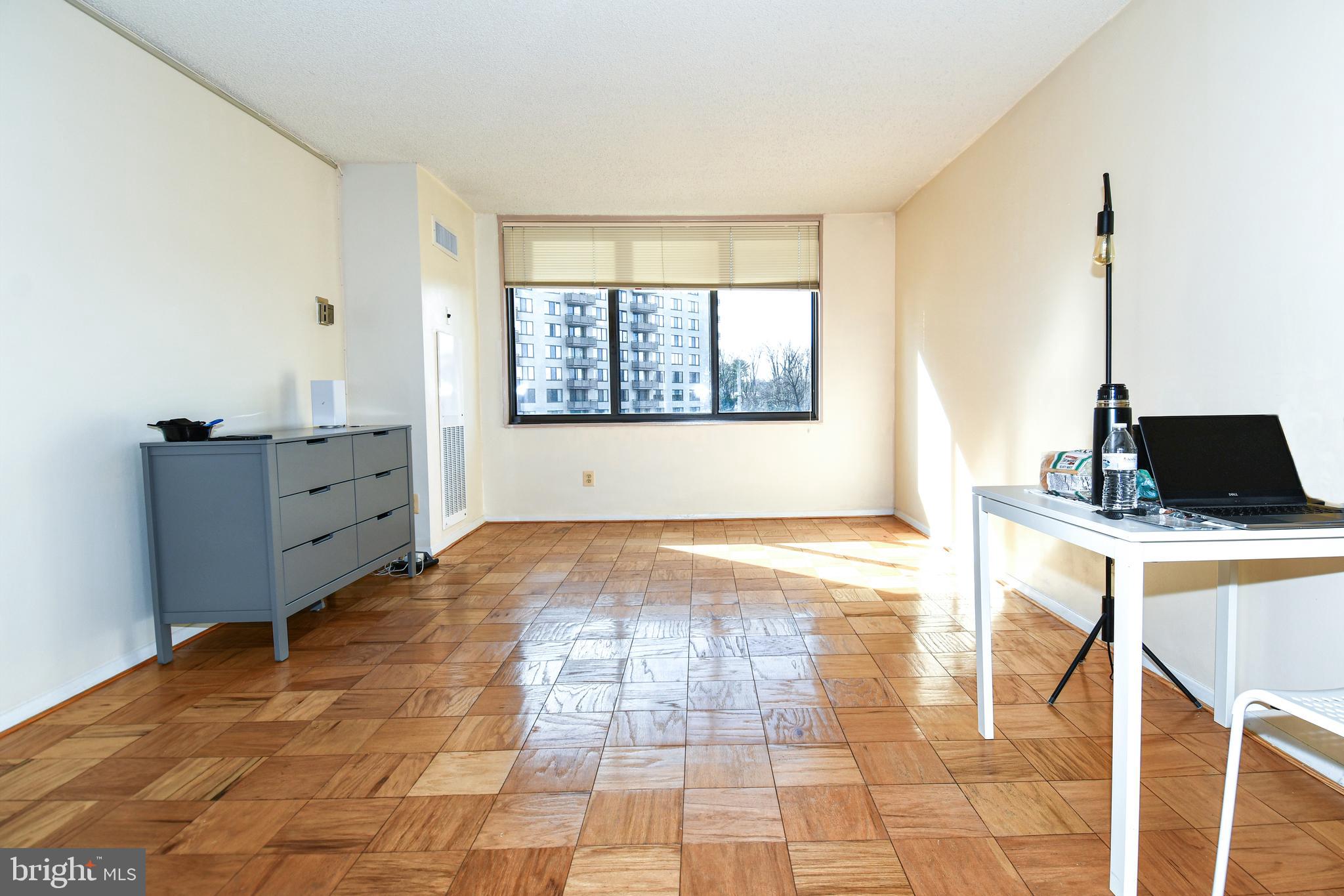 BETHESDA OUTSIDE - Residential