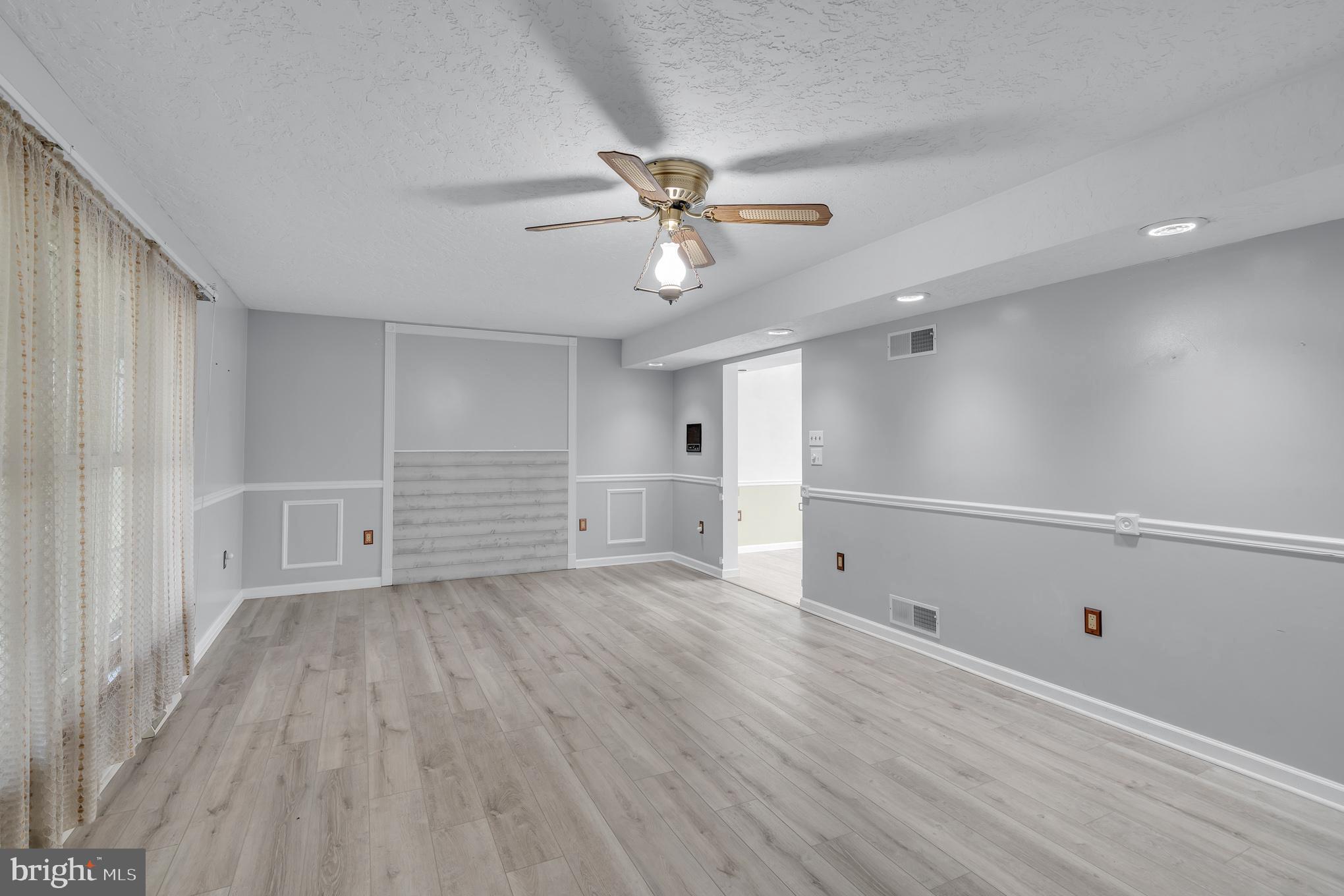 BIG MOUNT - Residential