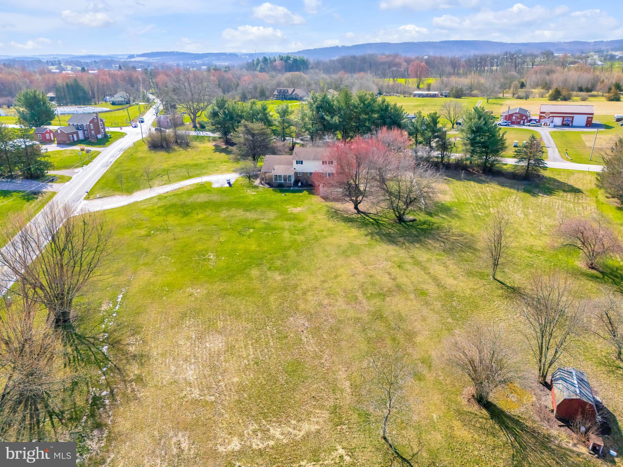 BIG MOUNT - Residential