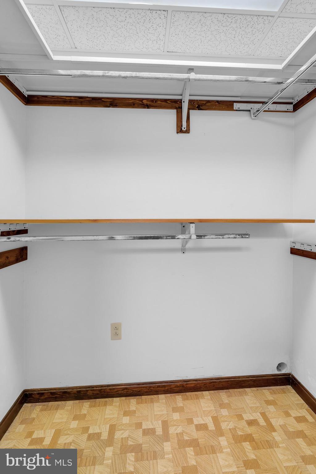 BIG MOUNT - Residential