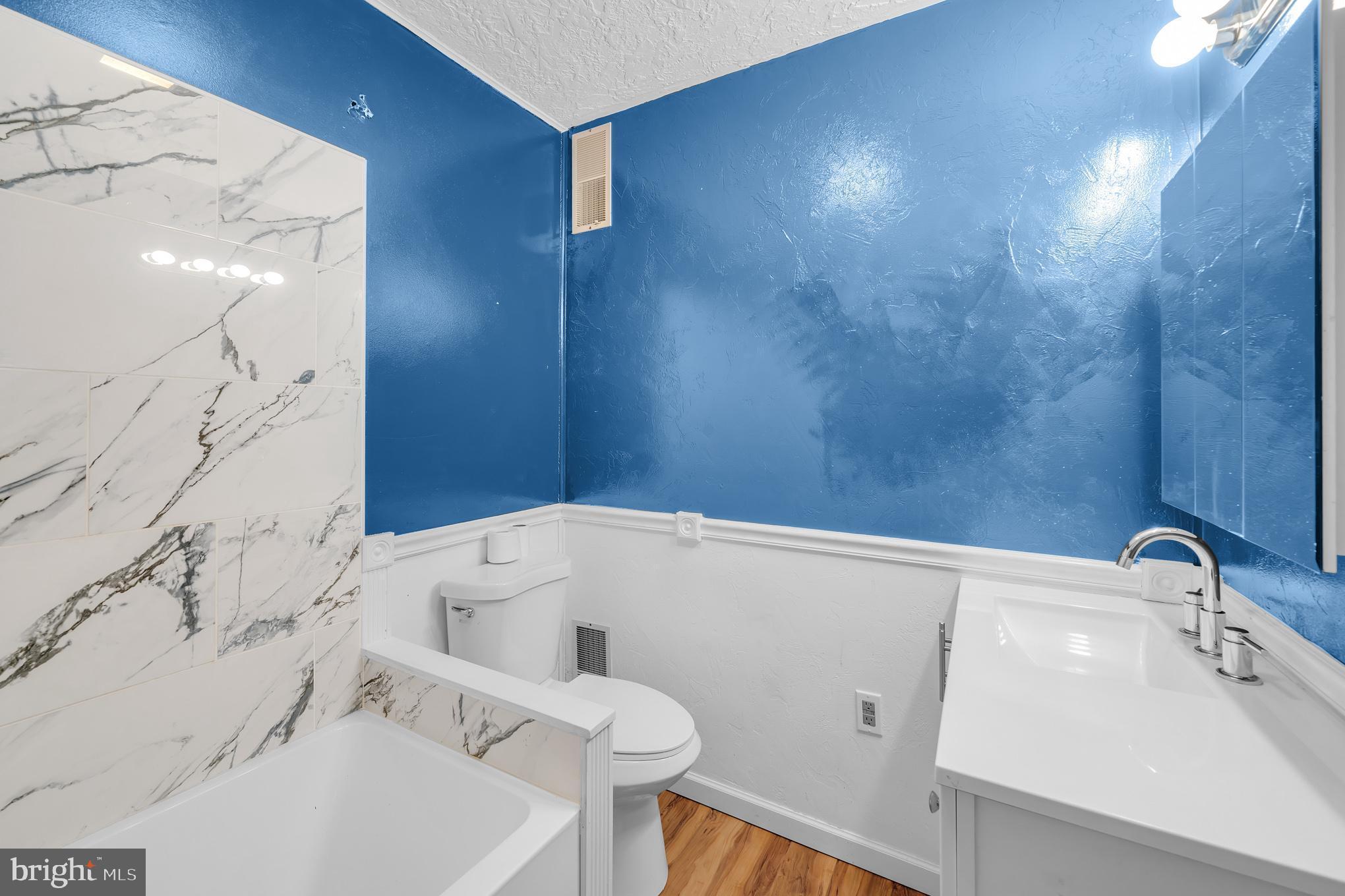 BIG MOUNT - Residential