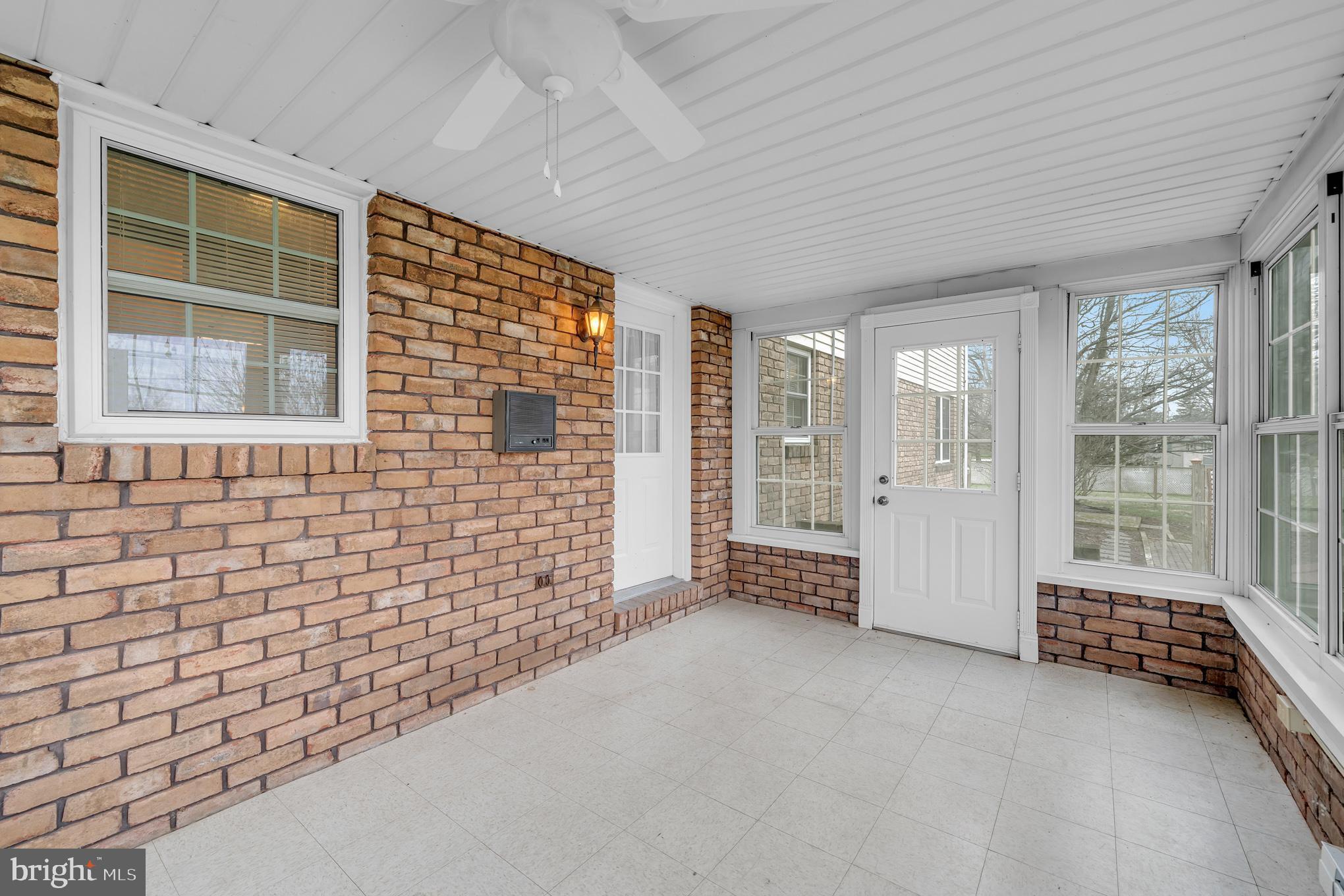 BIG MOUNT - Residential