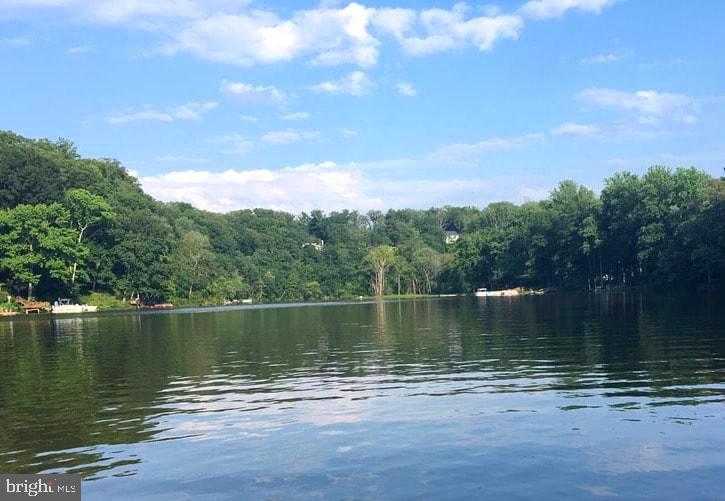 LAKE JACKSON - Residential