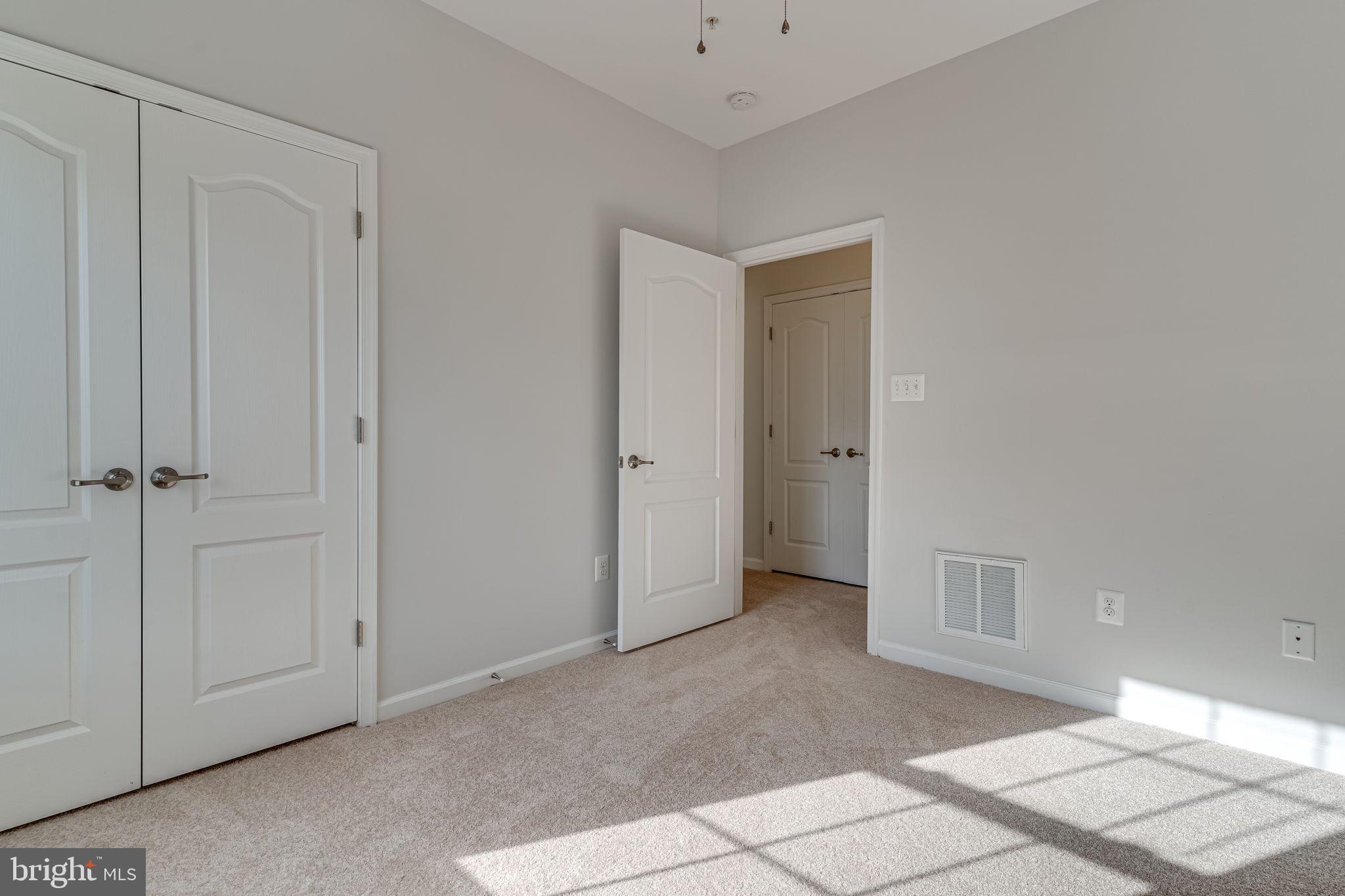 ST CHARLES HERITAGE - Residential