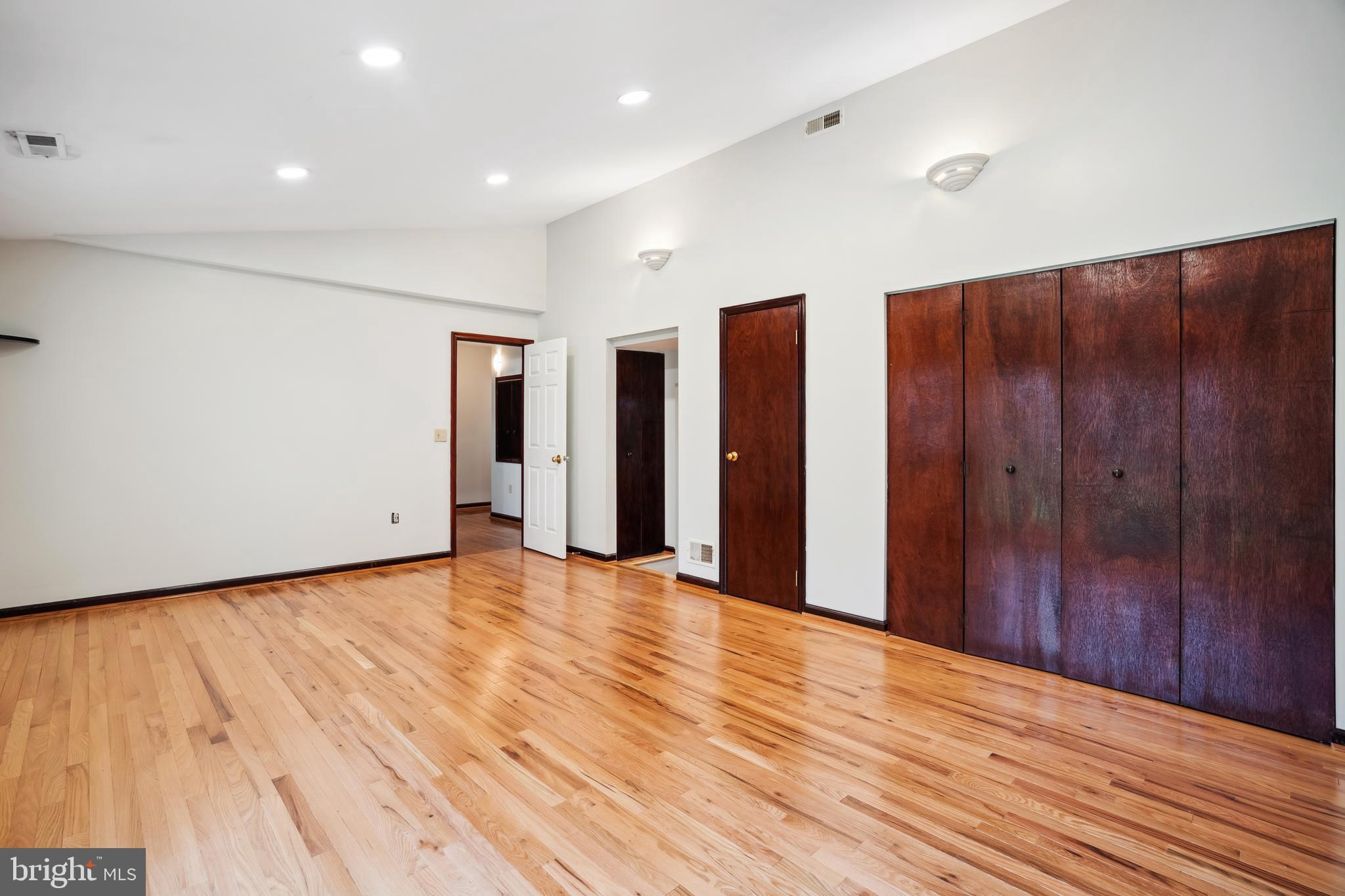 REISTERSTOWN - Residential