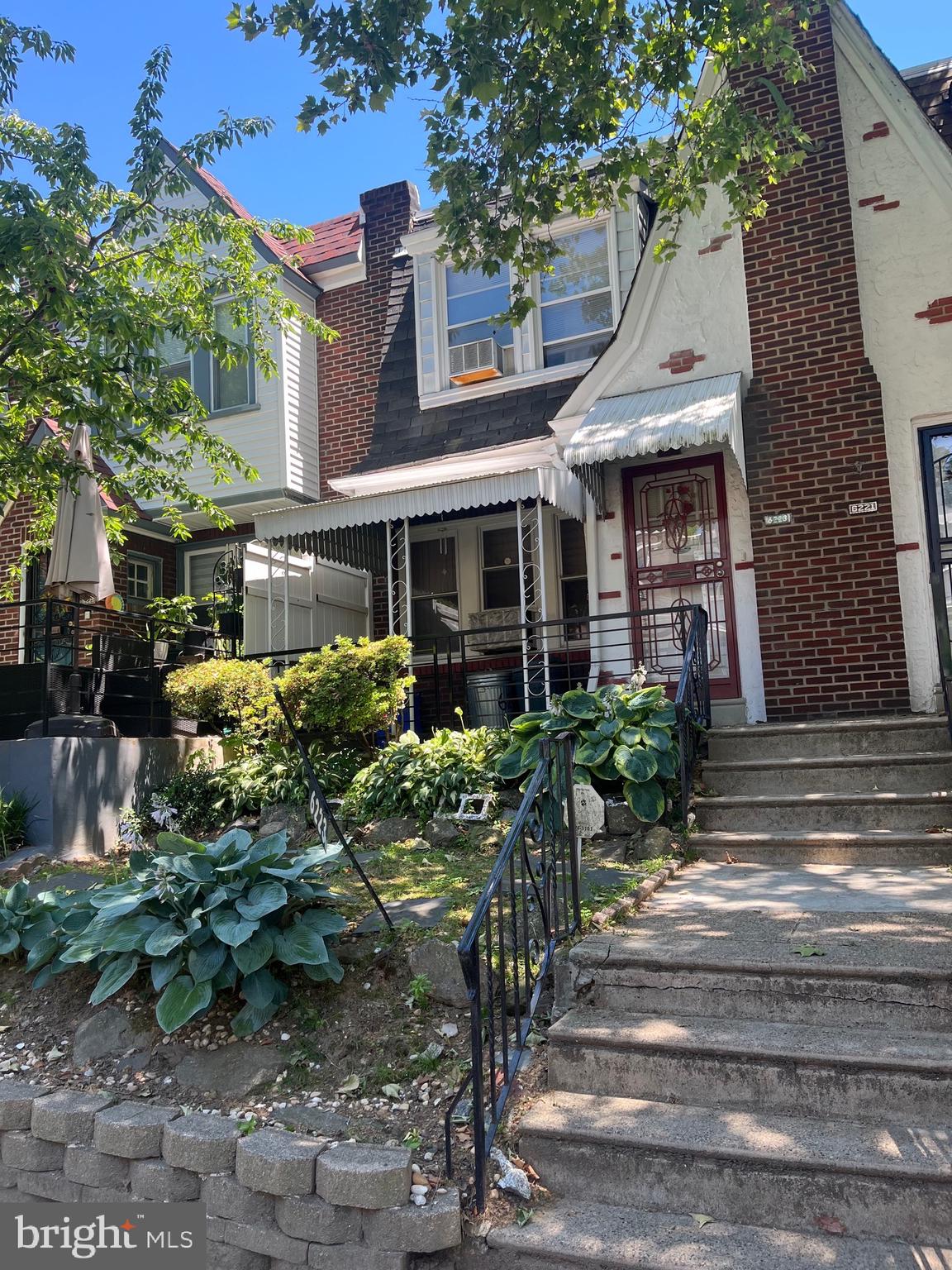 6223 N HANCOCK STREET