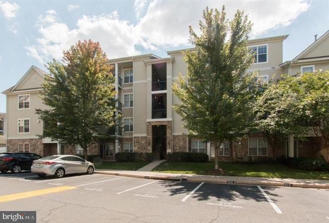 STONEGATE AT FAIRCREST - Residential Lease
