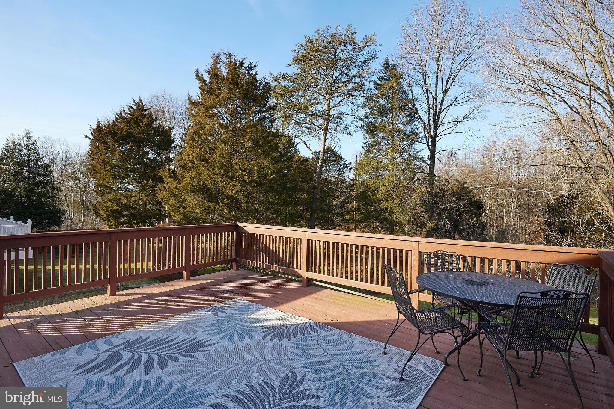 QUINCE ORCHARD MANOR - Residential