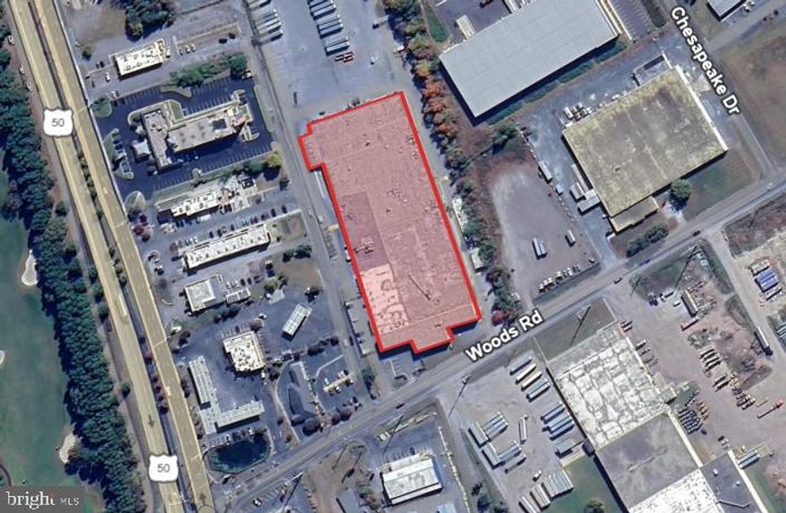 +/- 30,000 SF of prime warehouse space located in one of Cambridge's best know industrial warehouses. Spaces offer minimum divisibility or contiguous spaces, with buildout options available.

Totaling more than 150,000 sf, this property boasts two truck docks with levelers and access from anywhere within the building, large side and rear parking lots, in-house maintenance and space improvement resources, and a strong mix of Tenant neighbors in a competitively priced space able to be quickly built out to Tenants' specific needs.