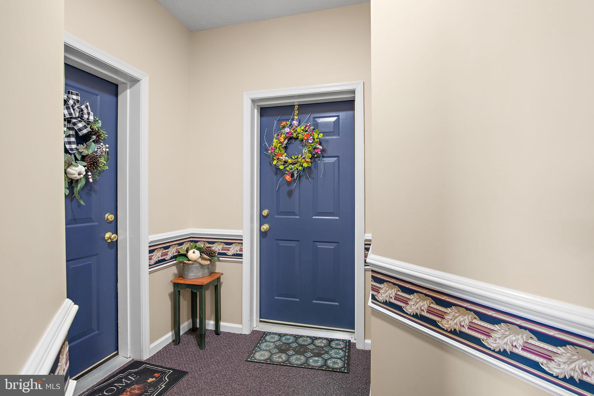 2 BROOK FARM COURT 2K