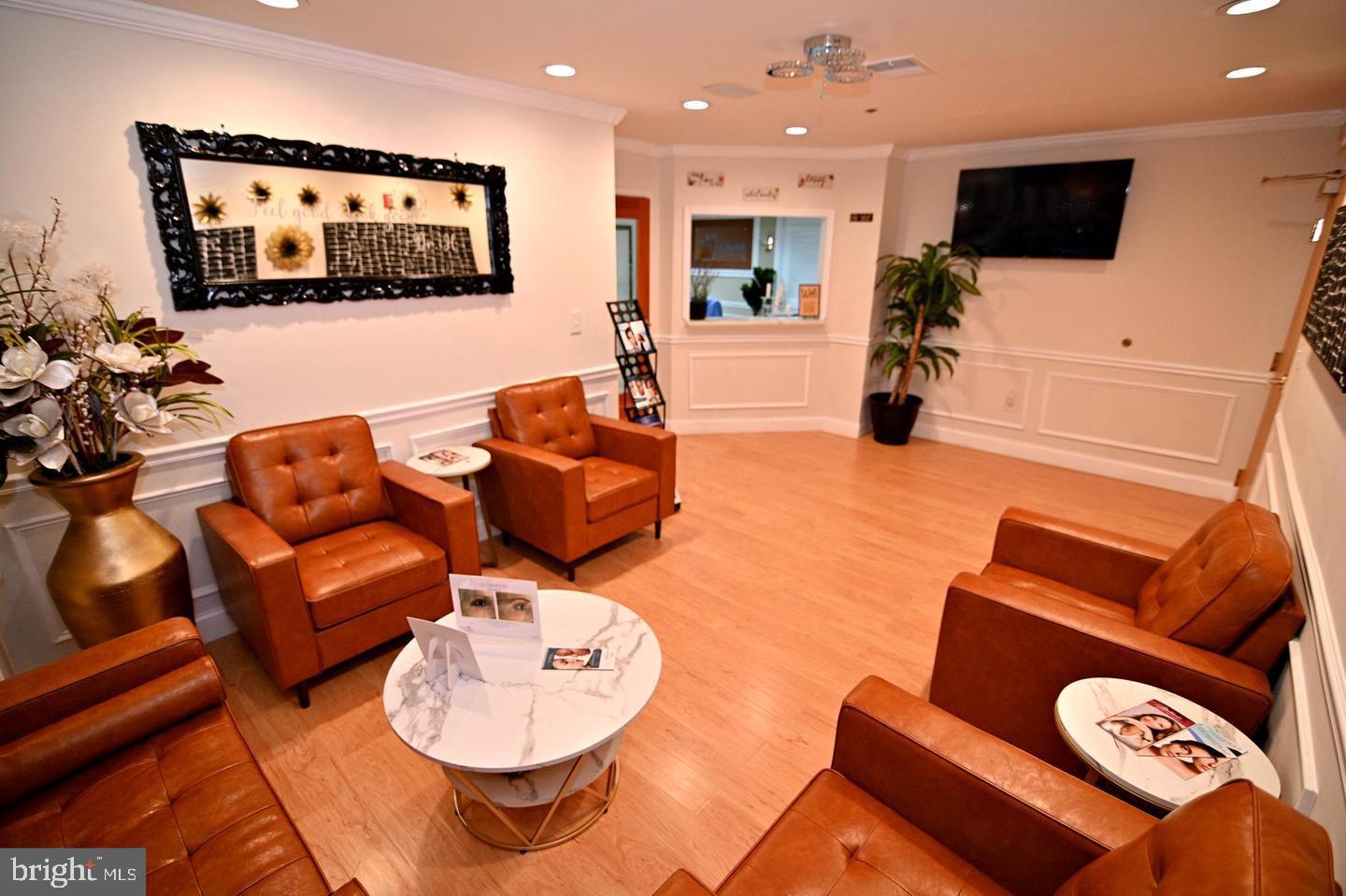 CAMBRIDGE PROFESSIONAL CENTER - Commercial Lease