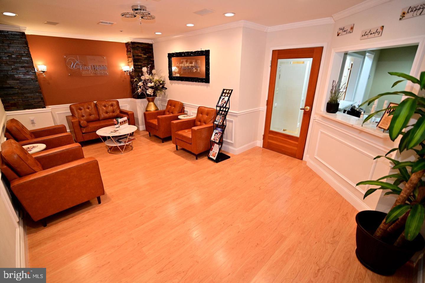 CAMBRIDGE PROFESSIONAL CENTER - Commercial Lease