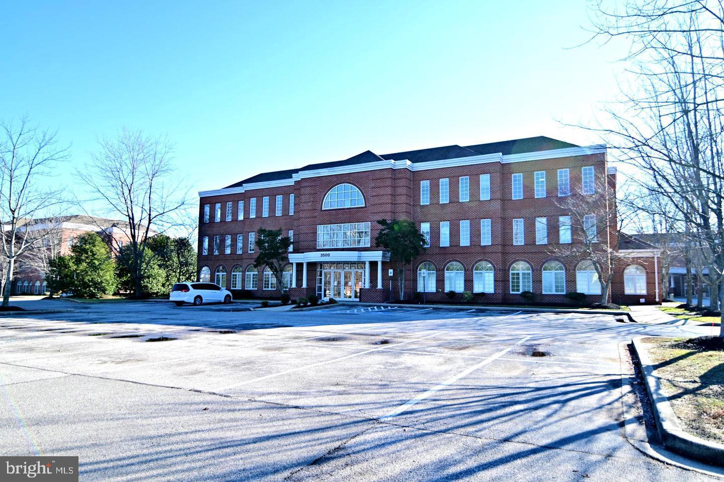 CAMBRIDGE PROFESSIONAL CENTER - Commercial Lease