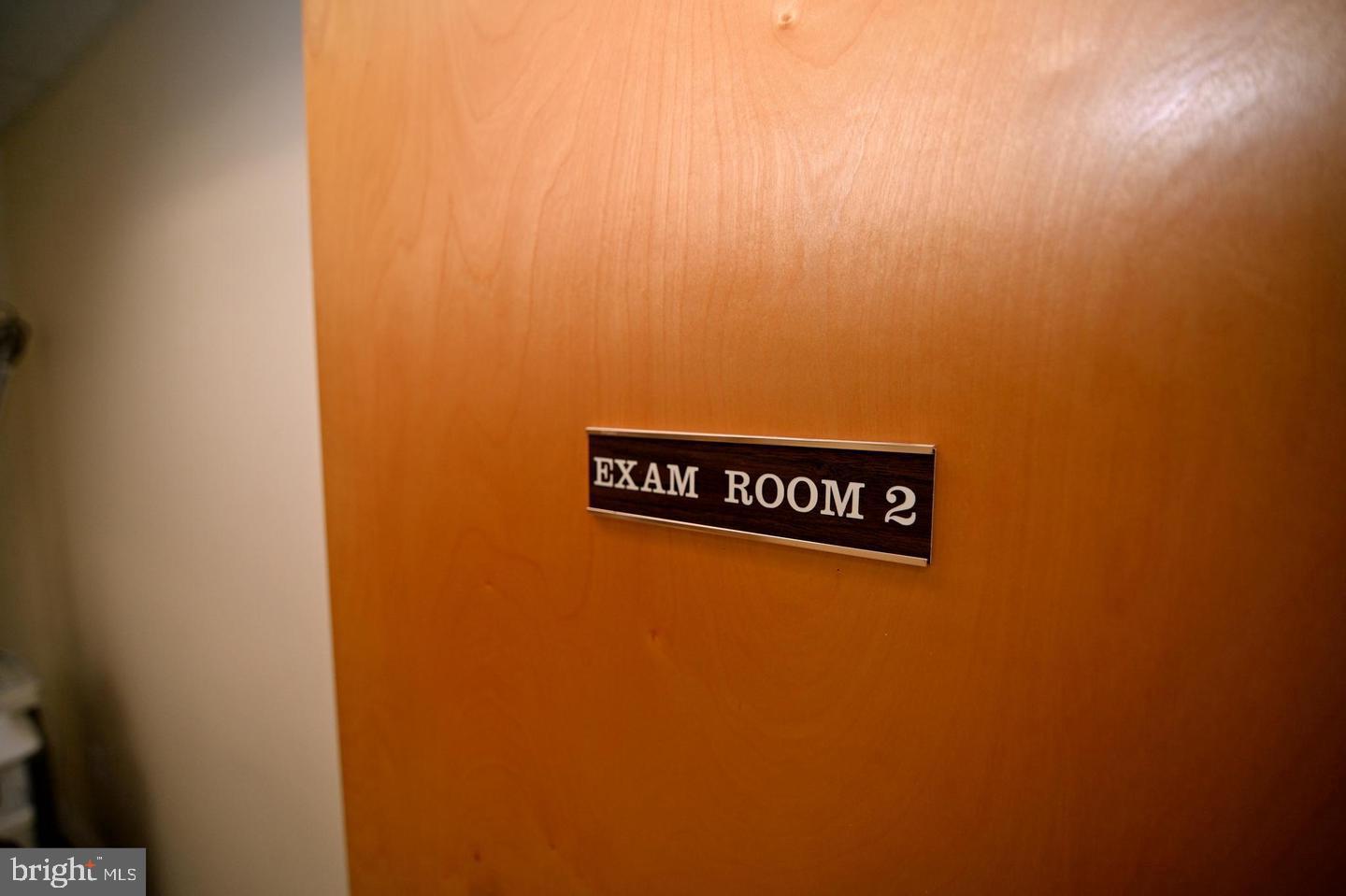 CAMBRIDGE PROFESSIONAL CENTER - Commercial Lease