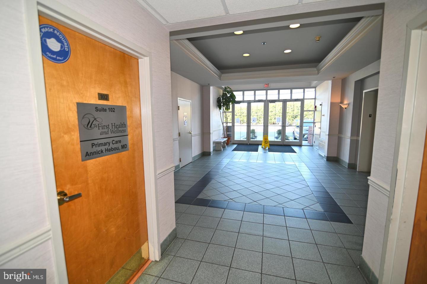 CAMBRIDGE PROFESSIONAL CENTER - Commercial Lease