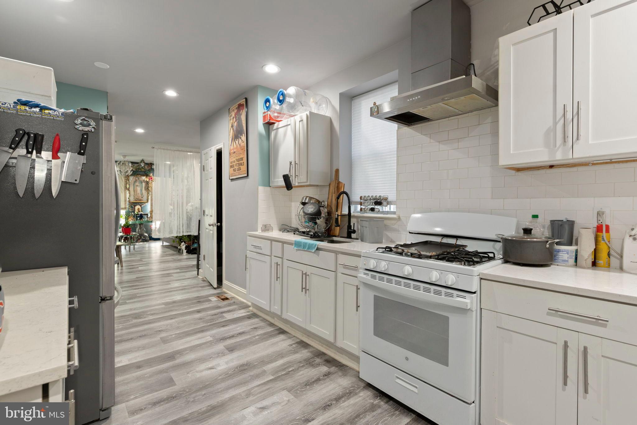 WYMAN PARK HAMPDEN - Residential