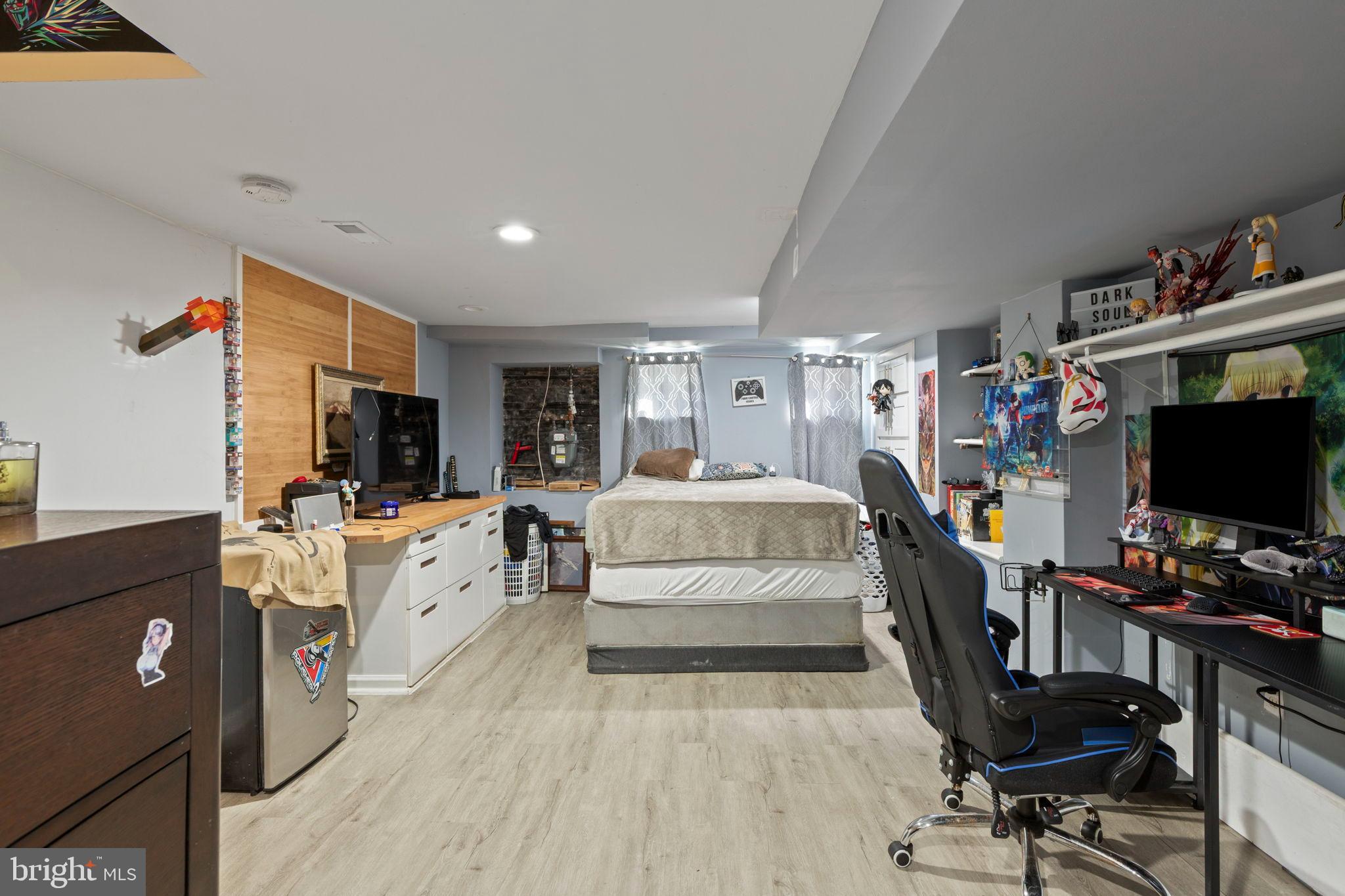 WYMAN PARK HAMPDEN - Residential