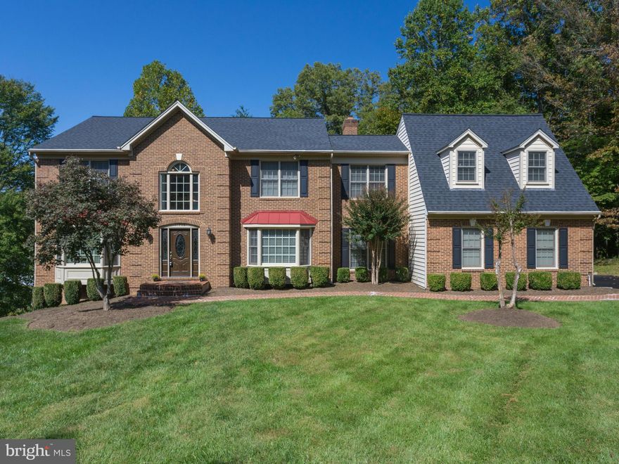 Rarely available Ashleigh of Clifton on 1+ acres. Updates galore! Gourmet kitchen features beautiful granite, brand new GE refrigerator and dishwasher. All new in 2017, 50 yr roof, window wraps, screens, 6 skylights, entry doors, Carrier Infinity HVAC, fresh paint and carpet throughout! 2016 new washer/dryer, 2015 new hot water and 2013 new GE double ovens. Tranquil view of horse farm from deck!