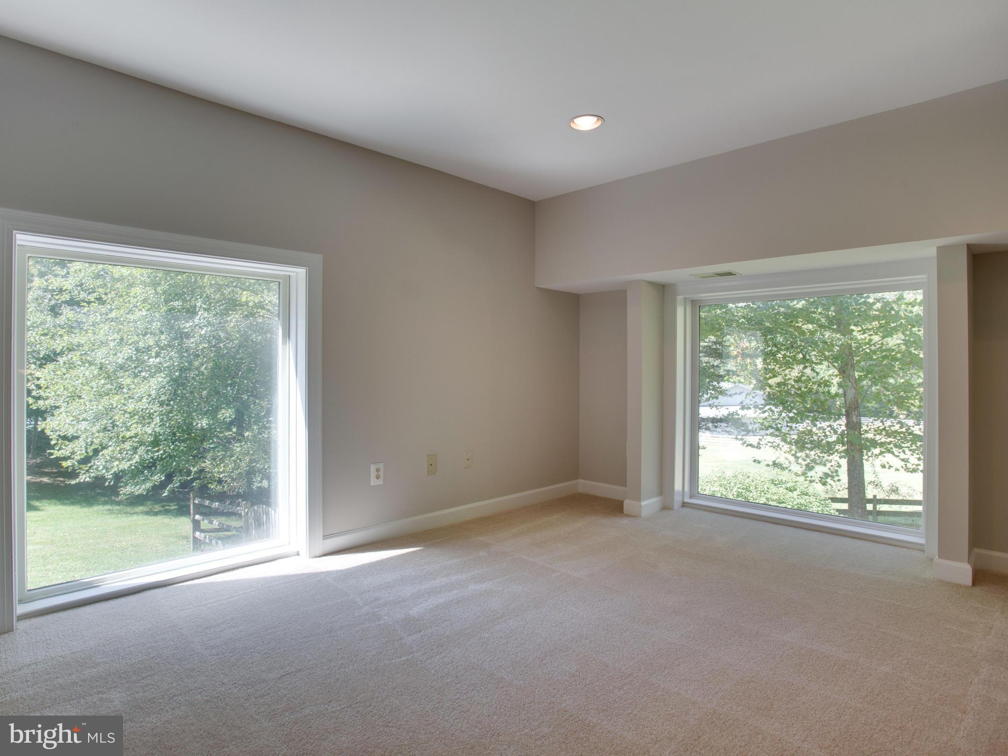 ASHLEIGH OF CLIFTON - Residential