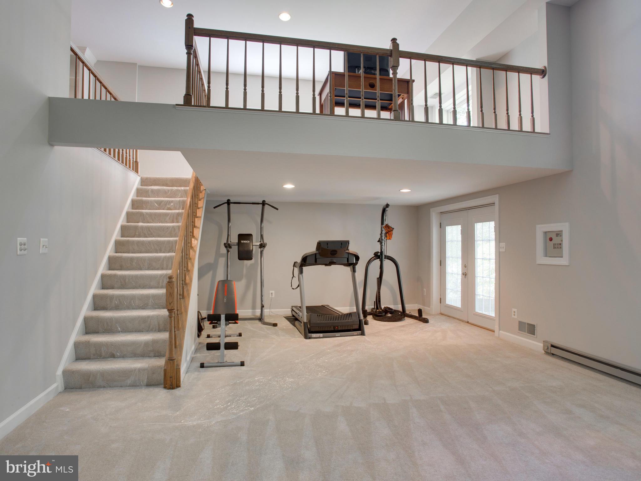 ASHLEIGH OF CLIFTON - Residential