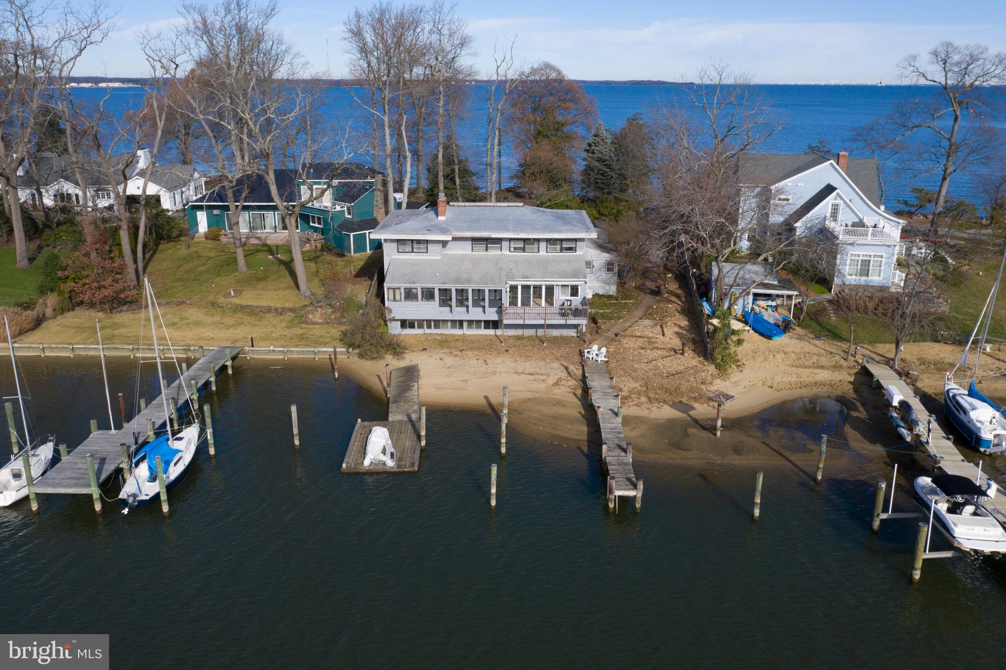 ANNAPOLIS ROADS - Residential