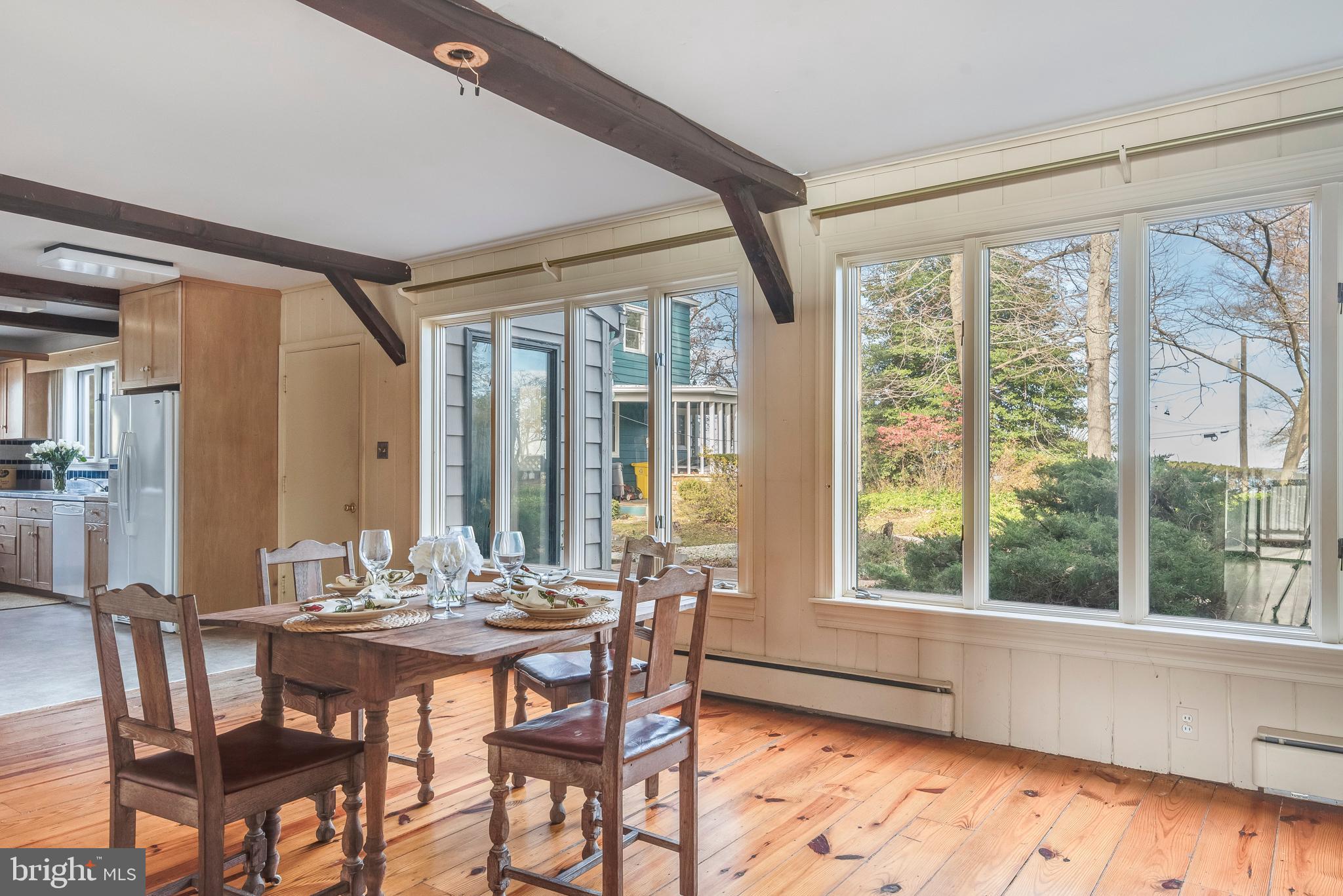 ANNAPOLIS ROADS - Residential