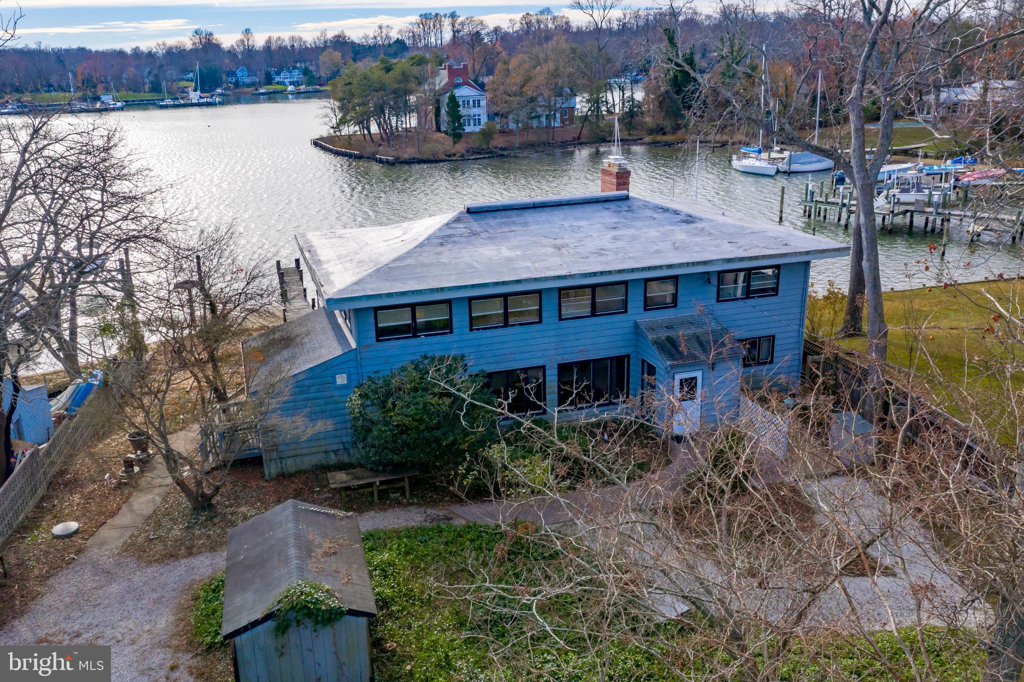 ANNAPOLIS ROADS - Residential