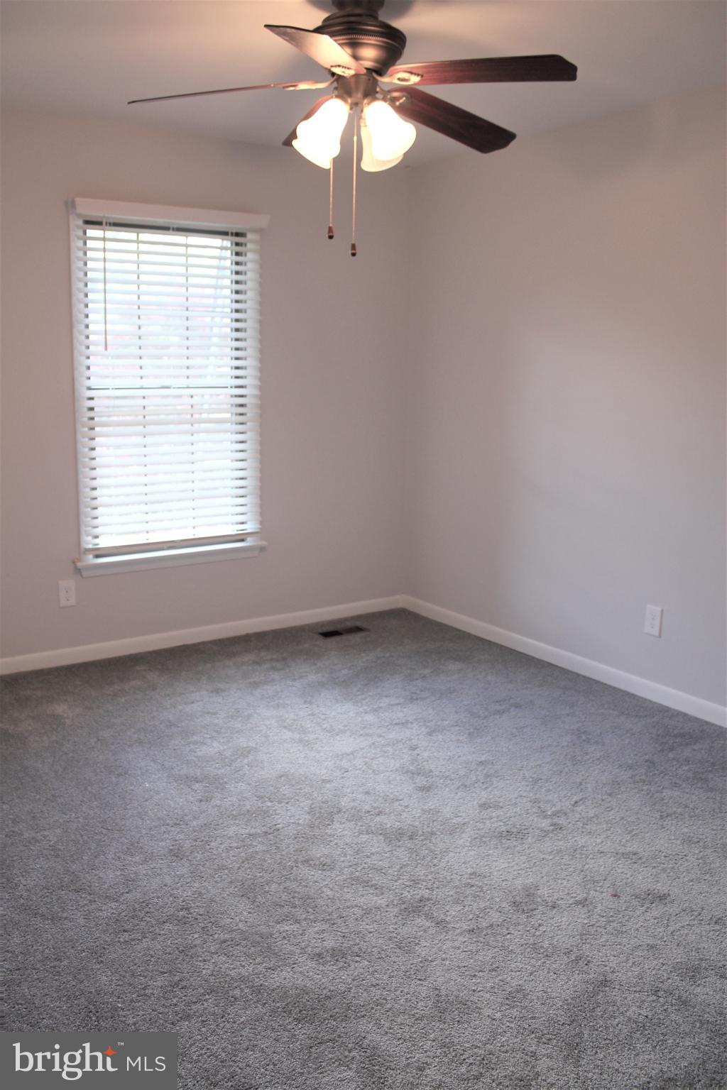 COPPERFIELD AT FIVE FRM - Residential Lease