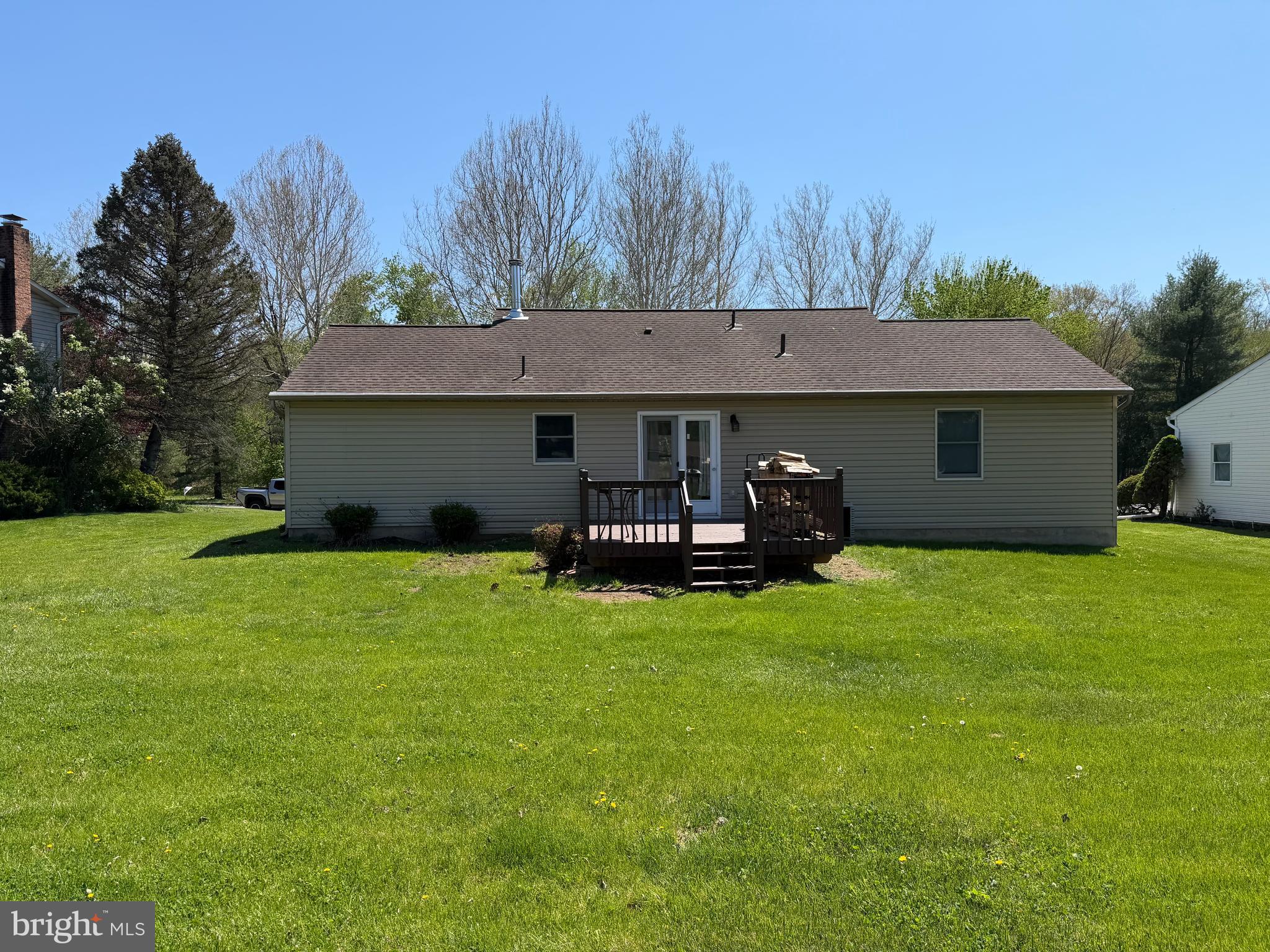 104 PENNSYLVANIA AVENUE