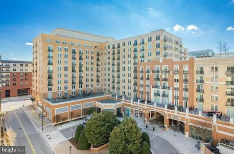 155 Potomac Passage Unit 910, Oxon Hill, MD MLS: MDPG2146272