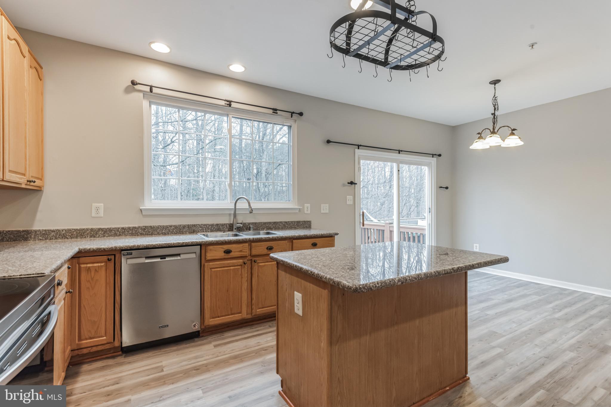 PINEY ORCHARD - Residential Lease