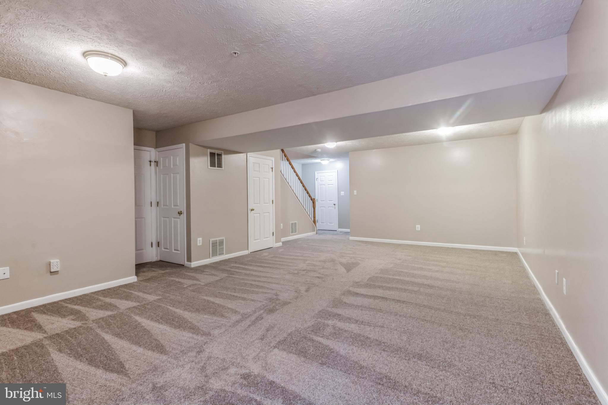 PINEY ORCHARD - Residential Lease