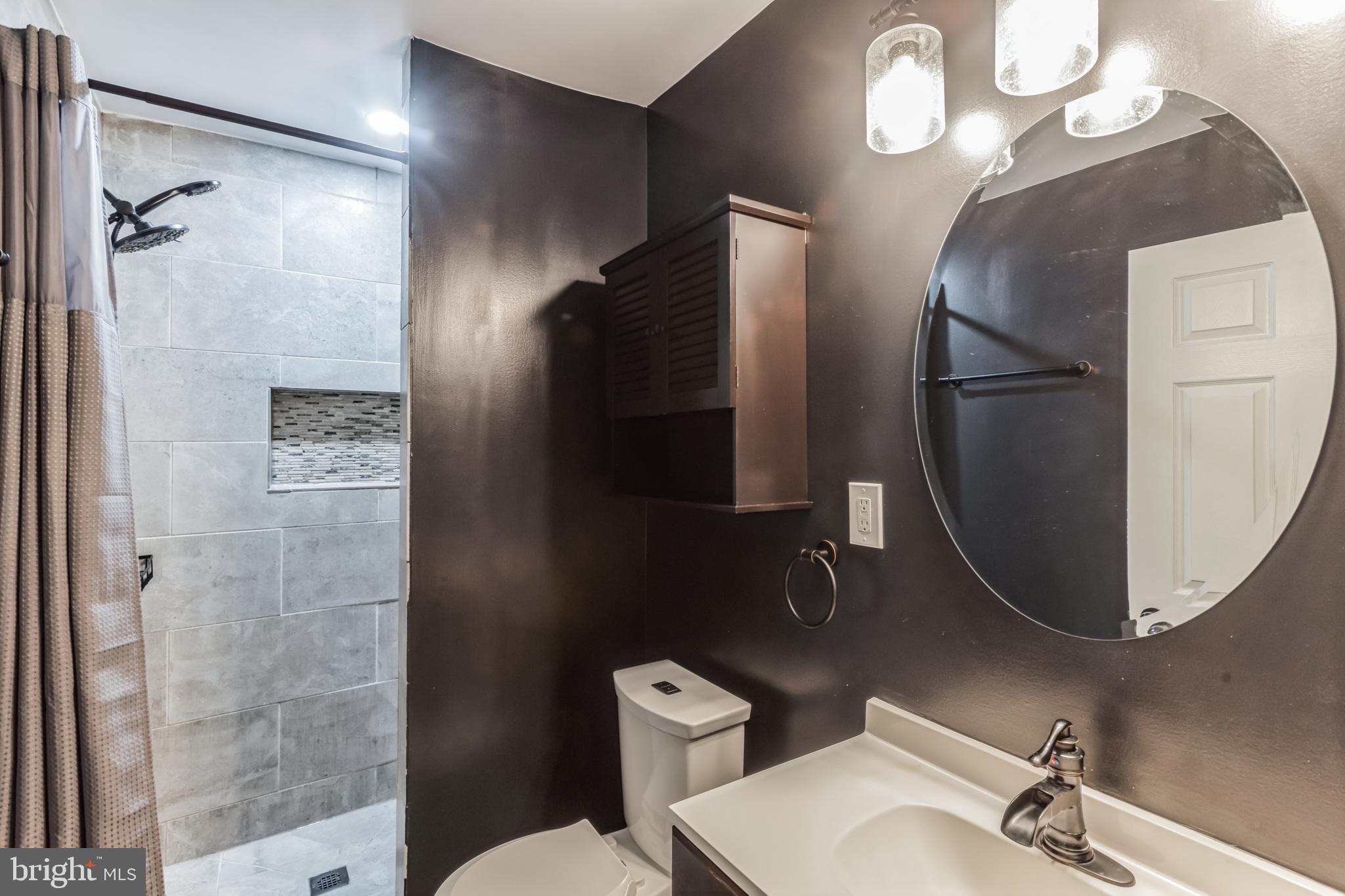 PINEY ORCHARD - Residential Lease