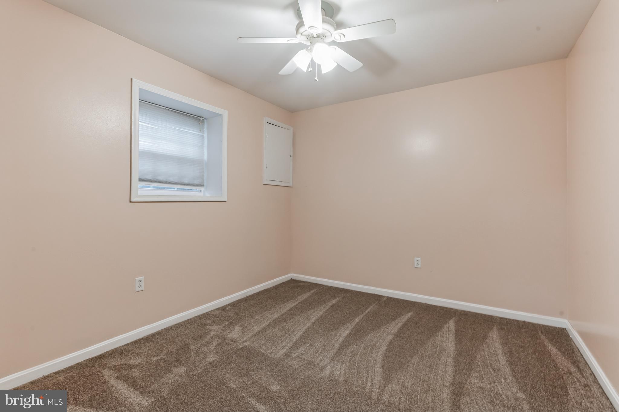 PINEY ORCHARD - Residential Lease