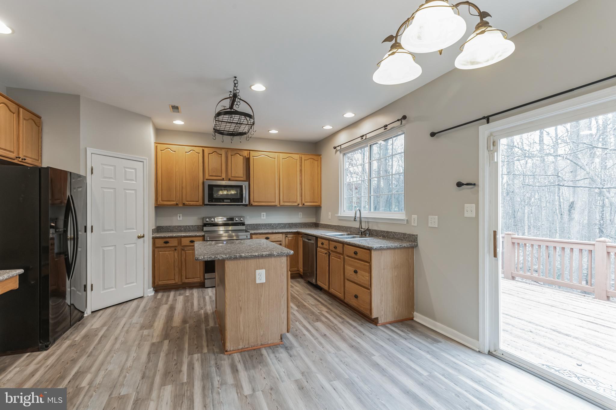 PINEY ORCHARD - Residential Lease