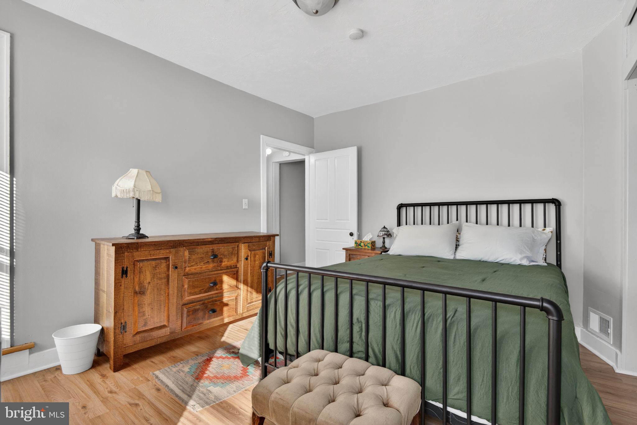 NORTHWEST TRIANGLE - Residential