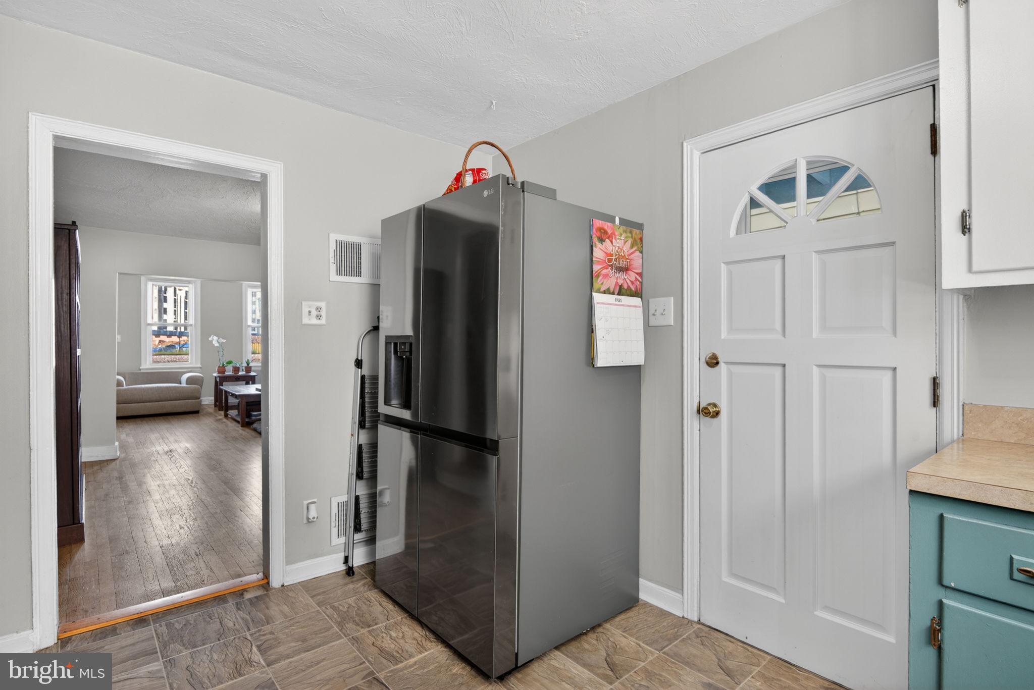 NORTHWEST TRIANGLE - Residential
