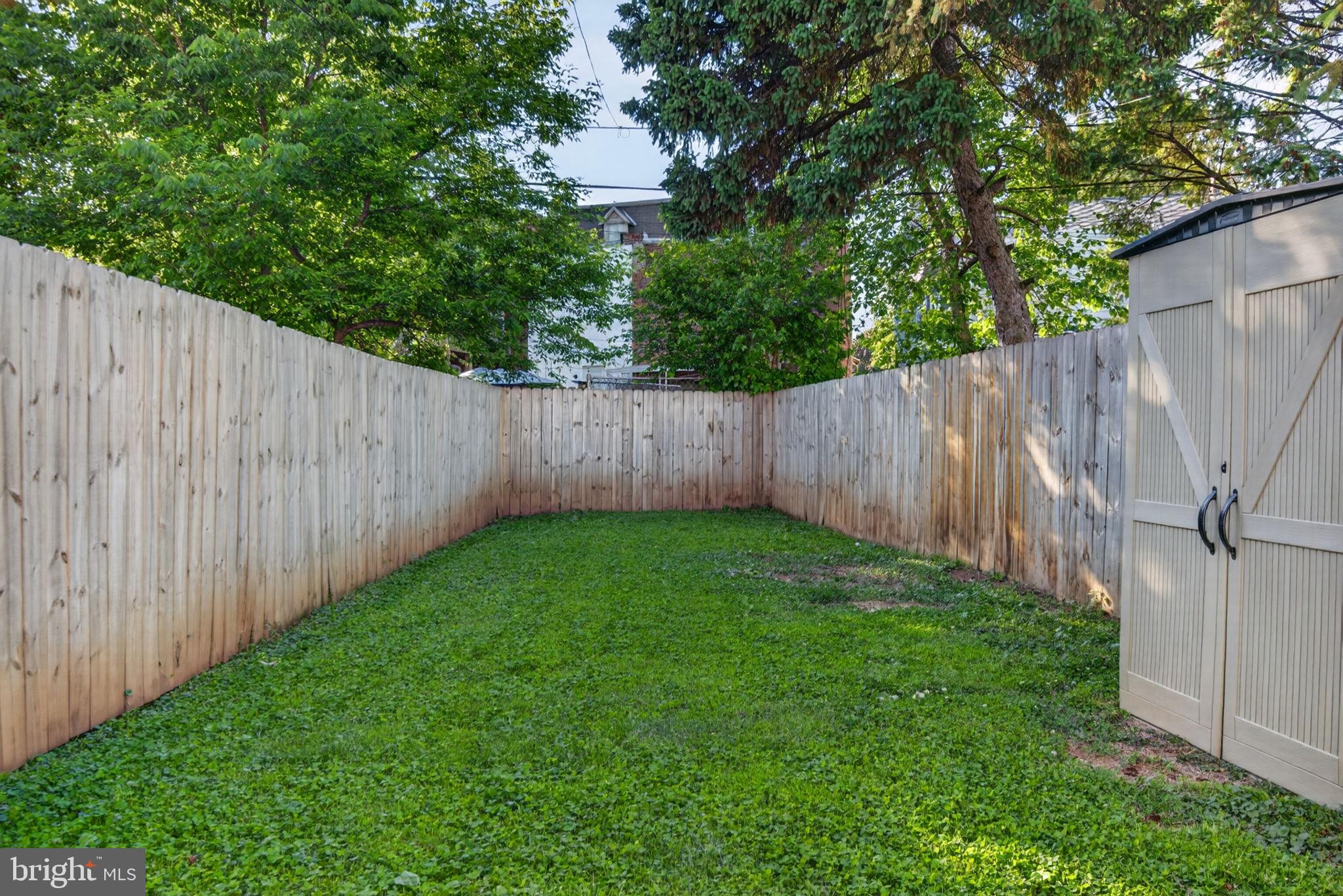 NORTHWEST TRIANGLE - Residential