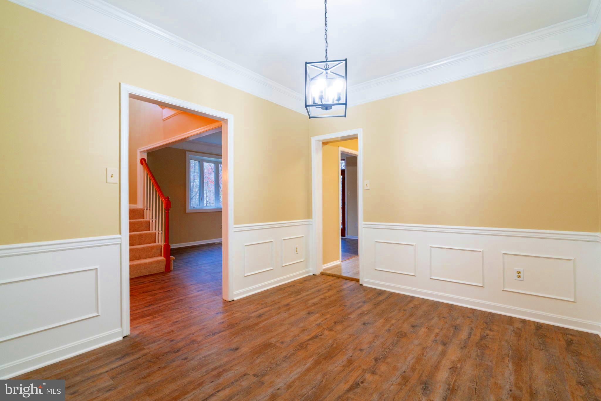 LAKE HALLOWELL - Residential