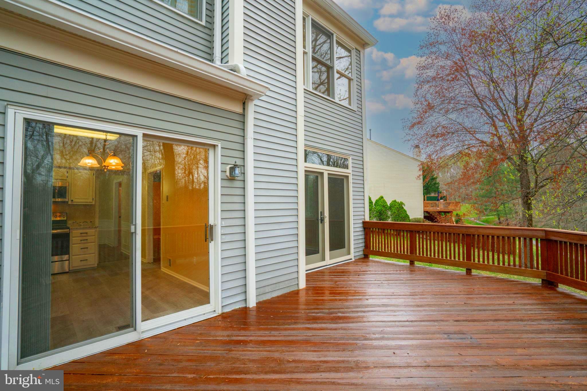 LAKE HALLOWELL - Residential