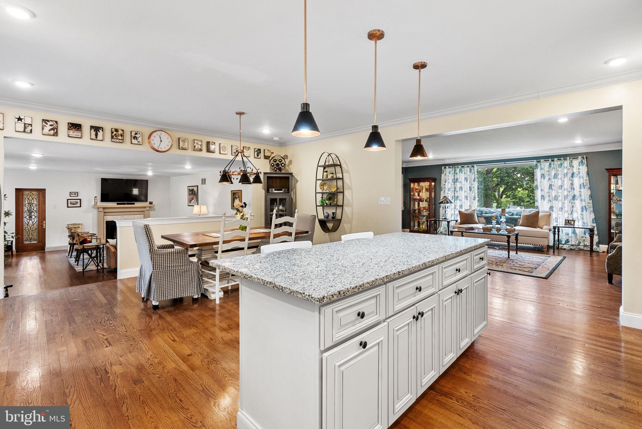 VALLEY FORGE ESTS - Residential