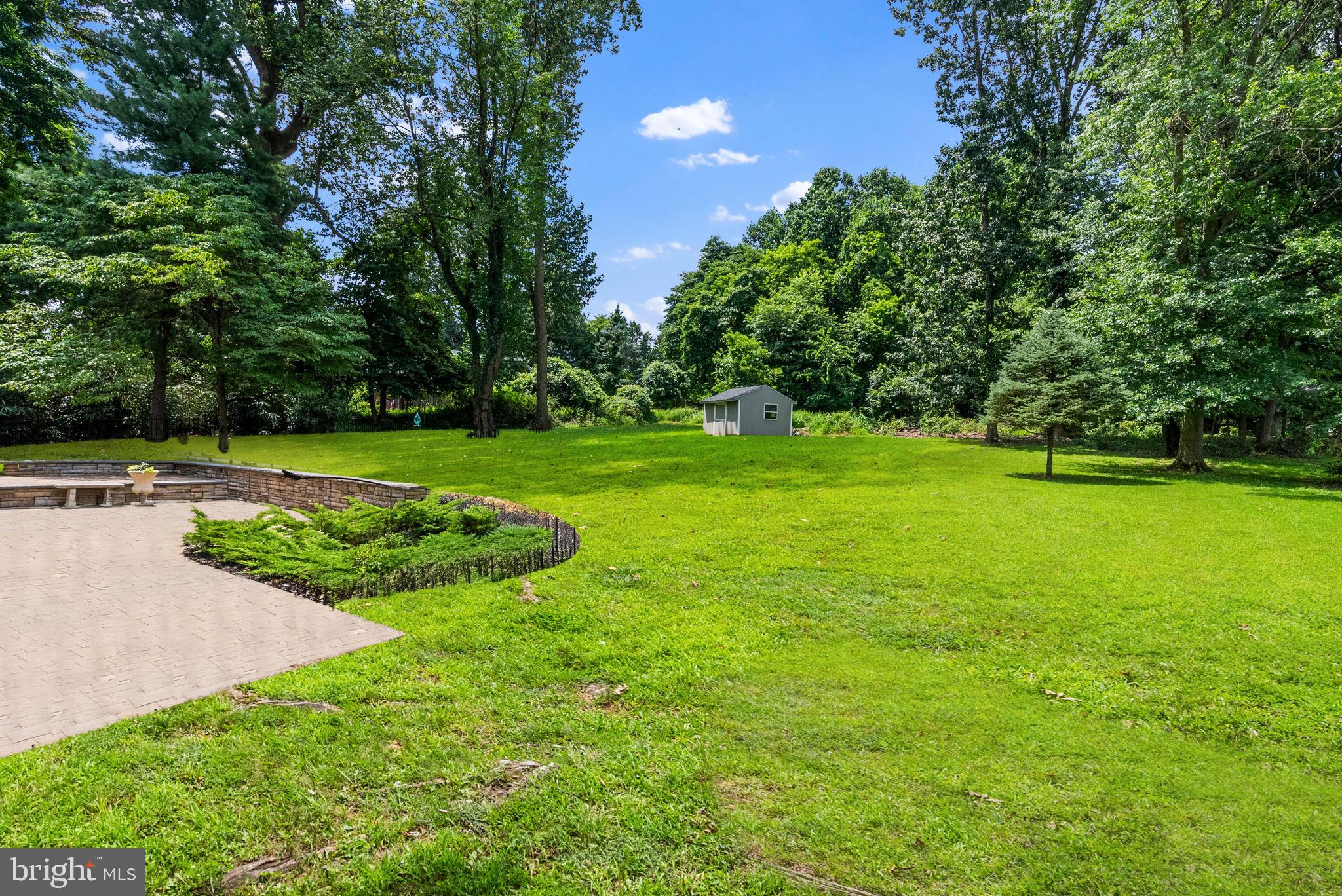 VALLEY FORGE ESTS - Residential