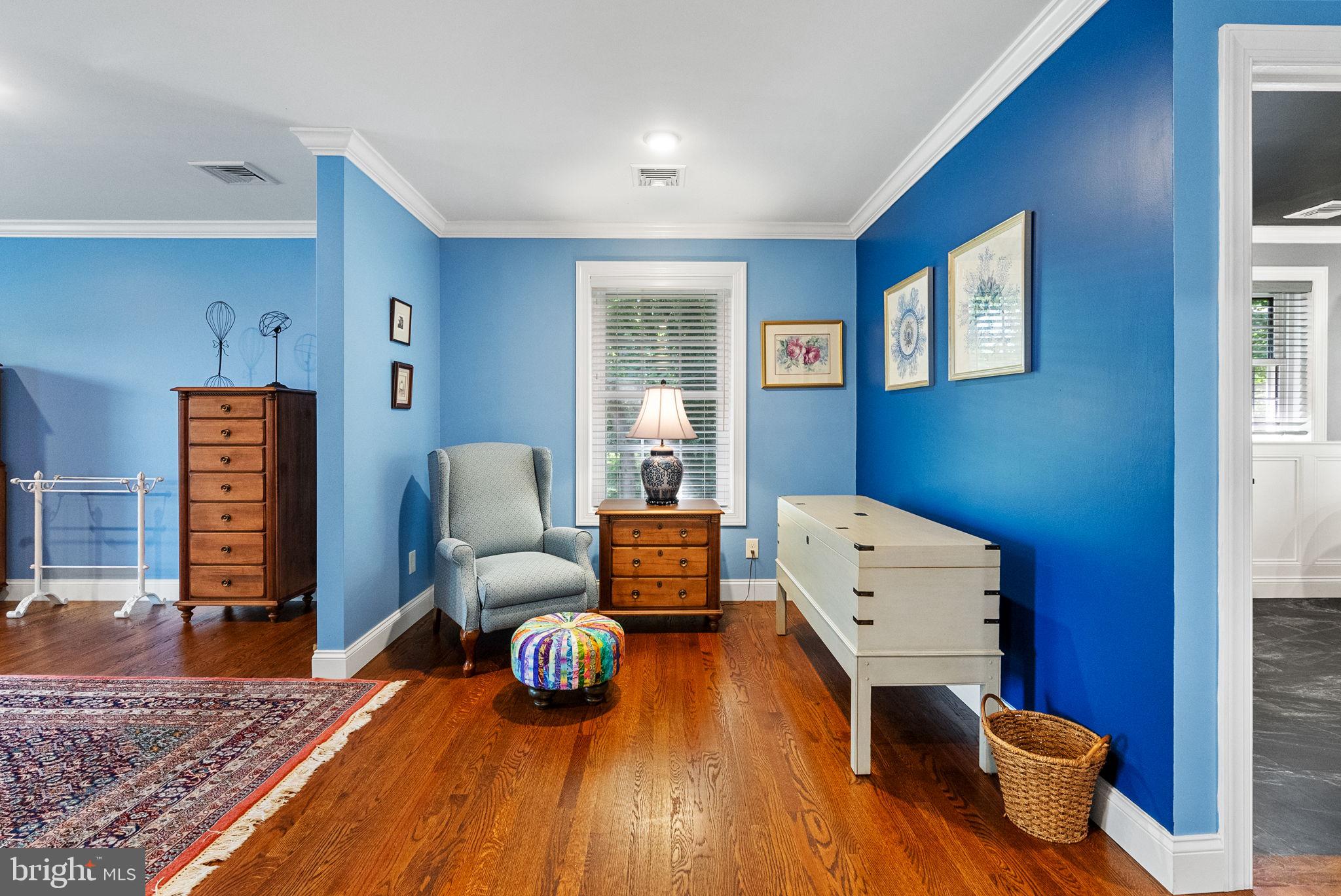 VALLEY FORGE ESTS - Residential